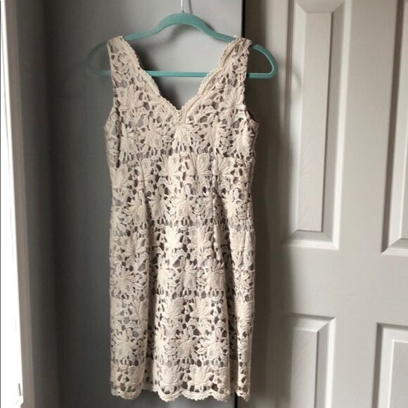 Ann Taylor Petite Cream Floral Sheath Dress- 2P - Picture 1 of 11